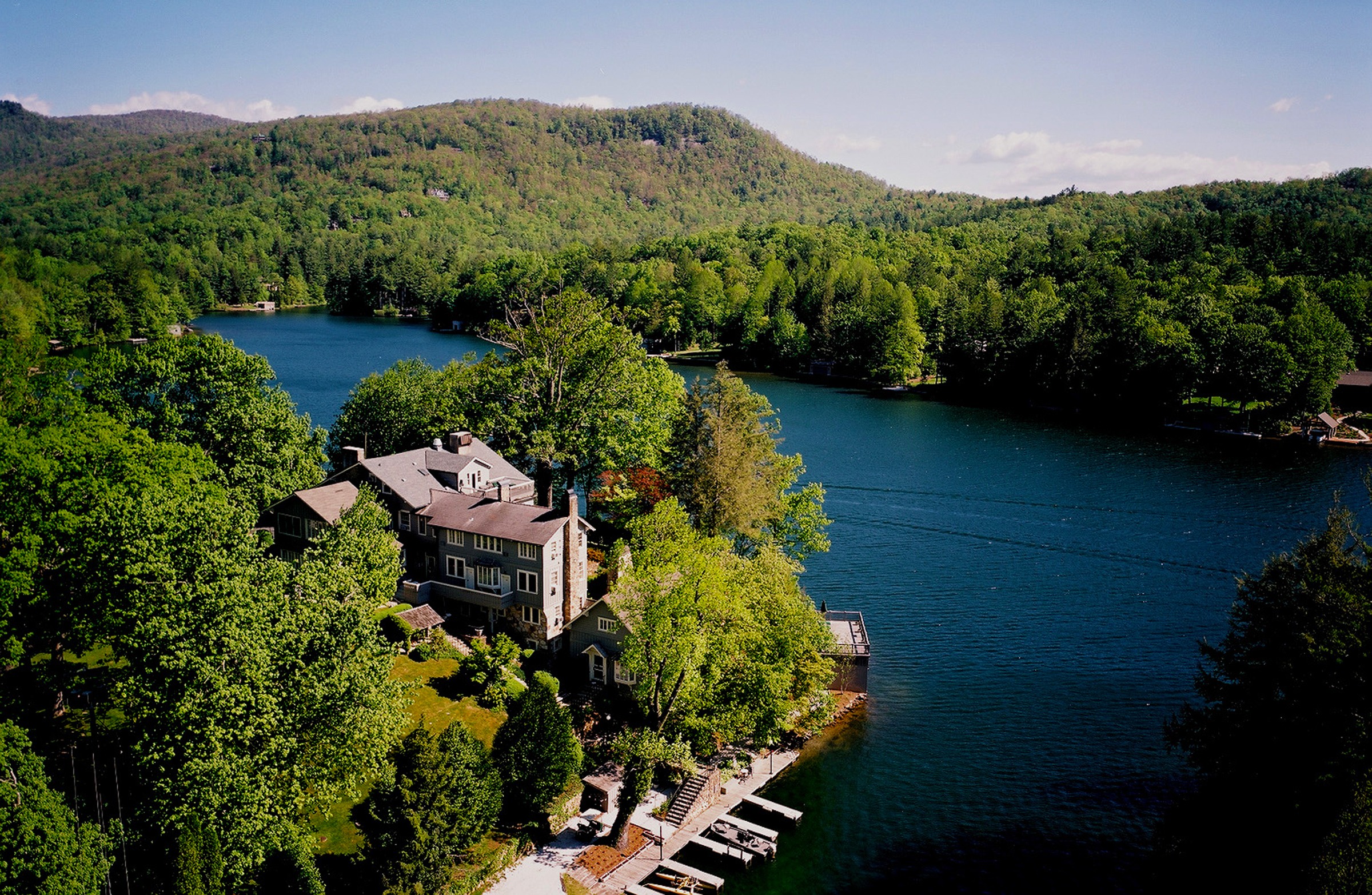 Renovations to Historic Greystone Inn Underway